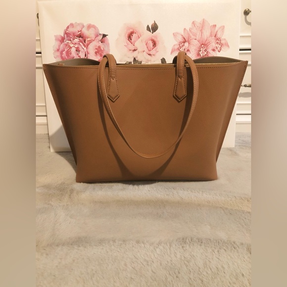 Quince Handbags - Quince Italian Leather Triple Compartment Tote Cognac Like New Fits 13” Laptop